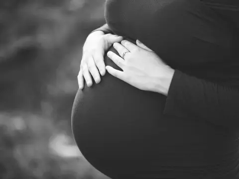 Maternity photo 31